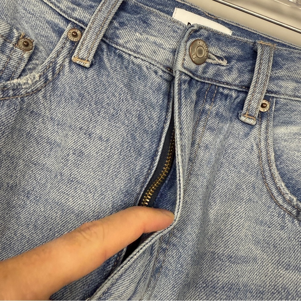 Evereve Pistola Alice Midi Denim Split Front Brooklyn Midi Skirt - Picture 6 of 8